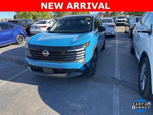 2025 Nissan Kicks SR