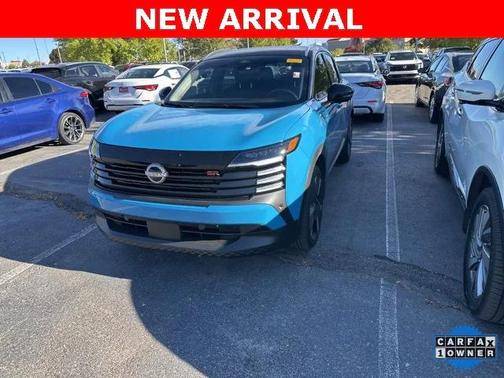 2025 Nissan Kicks SR