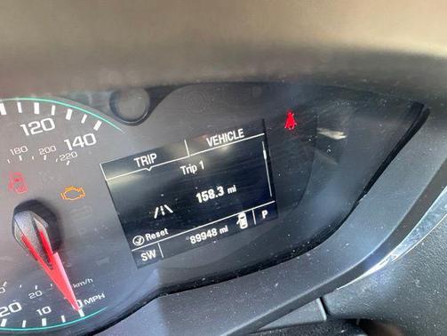 Mosaic Black Metallic 2022 Chevrolet Trax LS