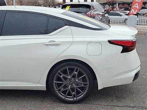 2024 Nissan Altima SR VC-Turbo FWD