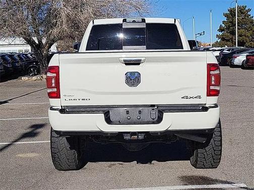 2019 RAM 2500 Limited Crew Cab 4x4 6'4' Box