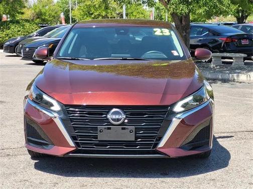 2023 Nissan Altima 2.5 SV