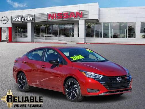Scarlet 2023 Nissan Versa 1.6 S