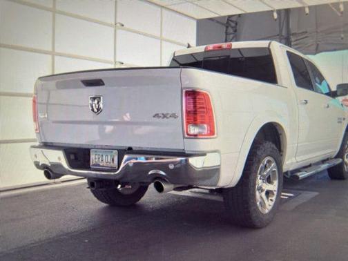 Bright White Clearcoat 2016 RAM 1500 Laramie