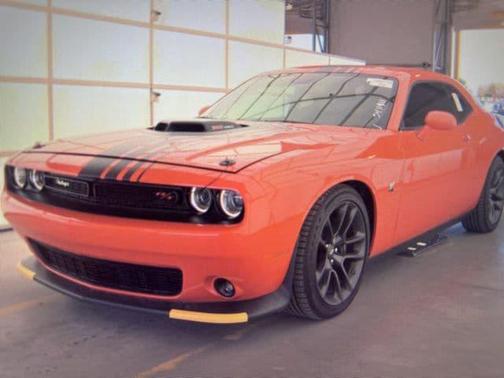 Go Mango 2023 Dodge Challenger R/T Scat Pack