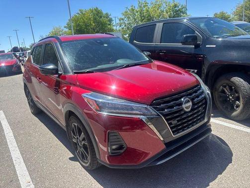 Scarlet Ember Tintcoat 2022 Nissan Kicks SR