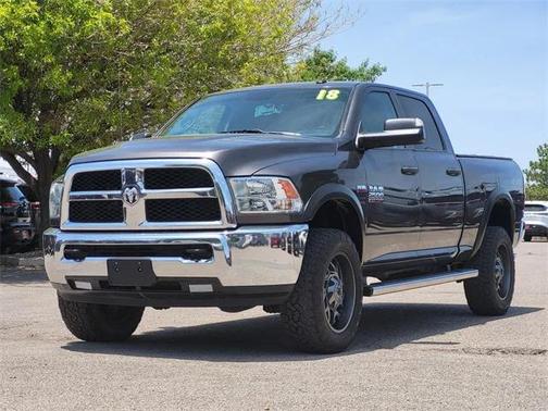 2018 RAM 2500 Tradesman Crew Cab 4x4 6'4' Box