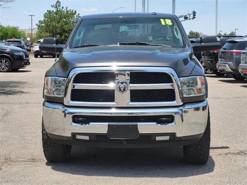 2018 RAM 2500 Tradesman Crew Cab 4x4 6'4' Box
