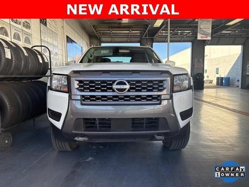 2025 Nissan Frontier SV