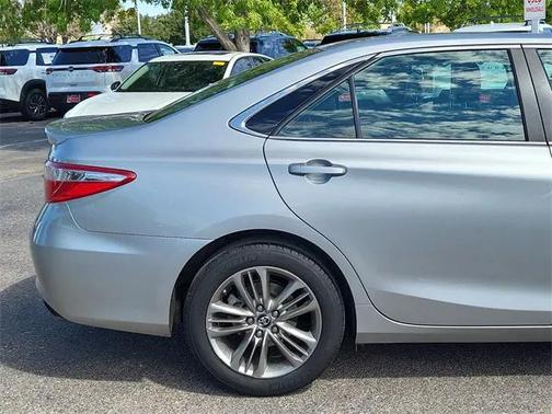 2017 Toyota Camry SE
