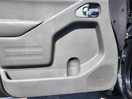2017 Nissan Frontier SV