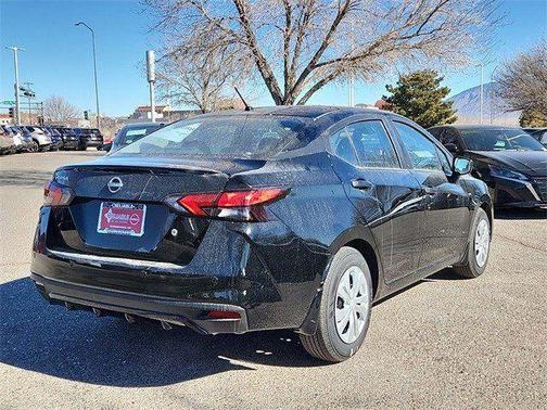 Super Black 2025 Nissan Versa 1.6 S