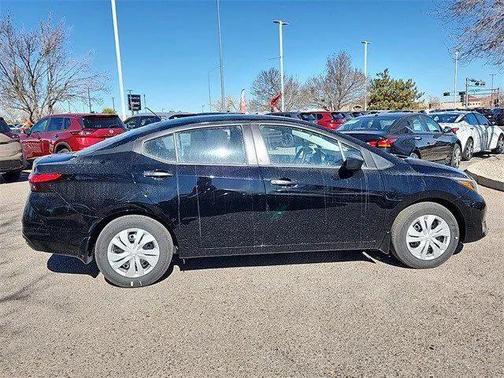 Super Black 2025 Nissan Versa 1.6 S
