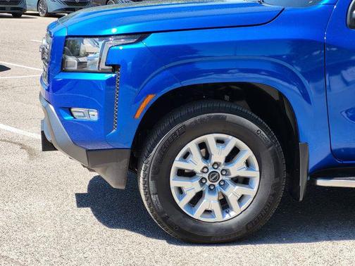 Bluestone Pearl 2024 Nissan Frontier SV
