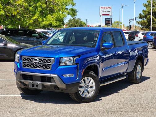 Bluestone Pearl 2024 Nissan Frontier SV