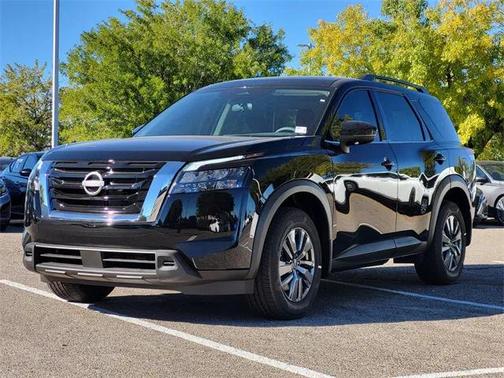 2025 Nissan Pathfinder SV 4WD