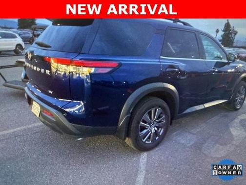 2024 Nissan Pathfinder SV FWD