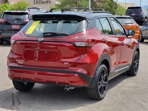 2024 Nissan Kicks SR
