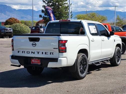 2026 Nissan Frontier SV