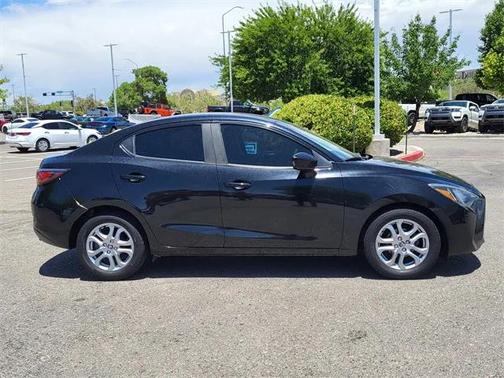 2018 Toyota Yaris iA Base