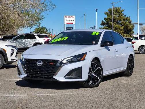 2024 Nissan Altima SR FWD