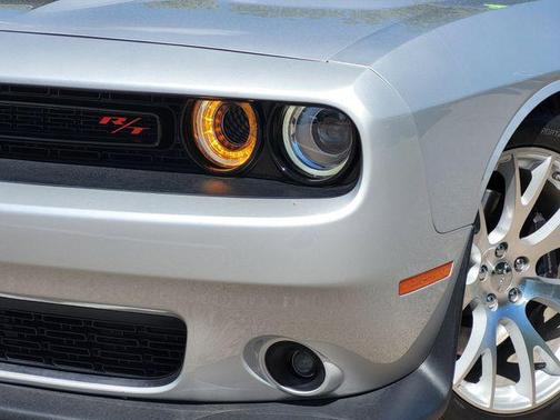 Triple Nickel Clearcoat 2023 Dodge Challenger R/T Scat Pack