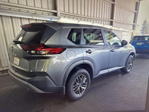 Gun Metallic 2023 Nissan Rogue S