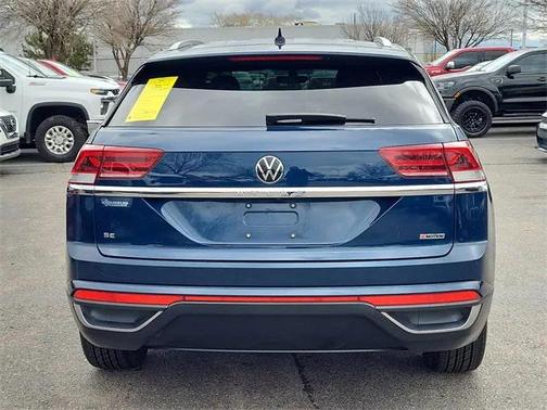 2022 Volkswagen Atlas Cross Sport 2.0T SE