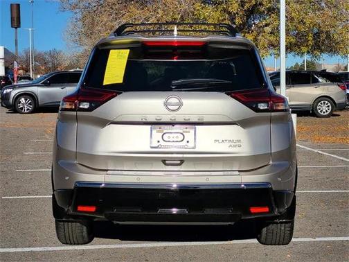 2025 Nissan Rogue Platinum