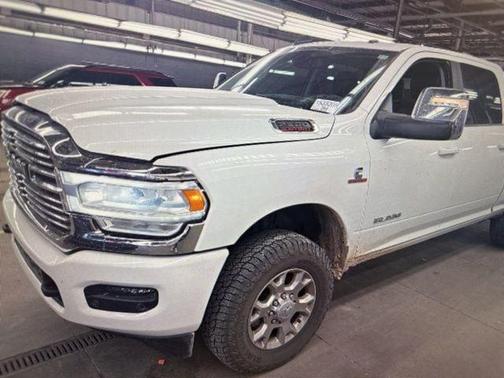 Bright White Clearcoat 2024 RAM 2500 Laramie Crew Cab 4x4 6'4' Box