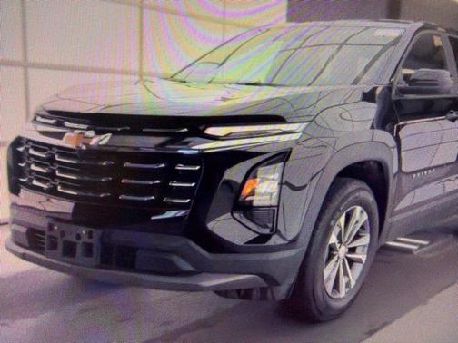 Mosaic Black Metallic 2026 Chevrolet Equinox 1LT