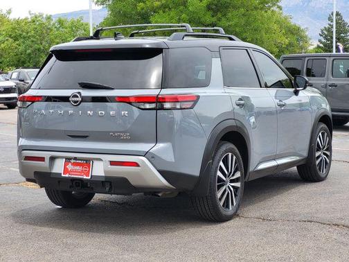Solid Gray/Super Black 2024 Nissan Pathfinder Platinum 4WD