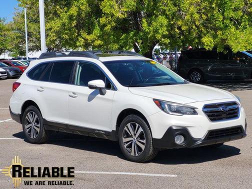 Crystal White Pearl 2019 Subaru Outback 2.5i Limited