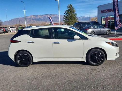 2024 Nissan Leaf SV PLUS