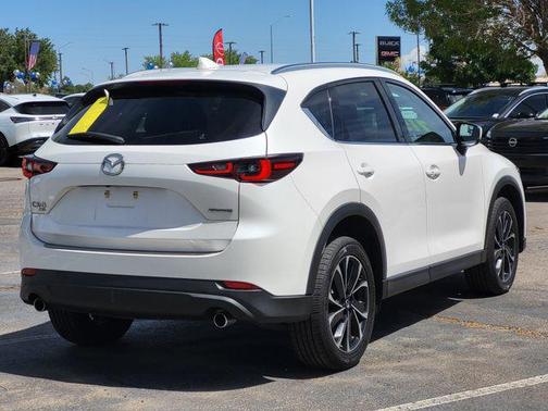 Snowflake White Pearl Mica 2022 Mazda CX-5 2.5 S