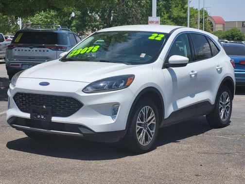 Oxford White 2022 Ford Escape SEL