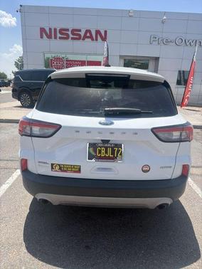 Oxford White 2022 Ford Escape SEL