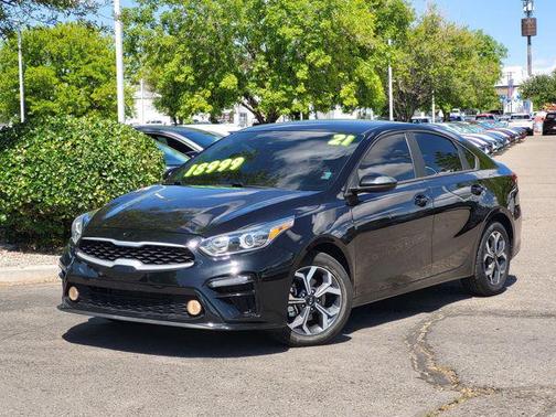 Aurora Black 2021 Kia Forte LXS