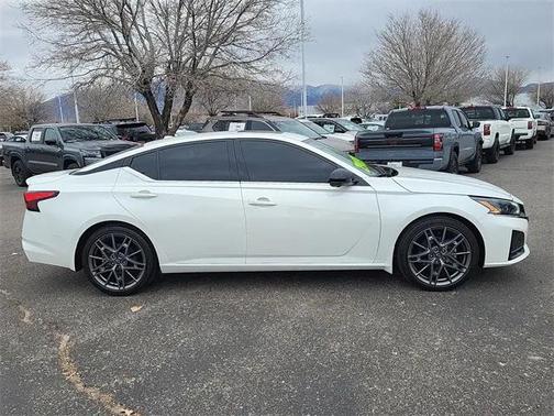 2024 Nissan Altima SR VC-Turbo FWD