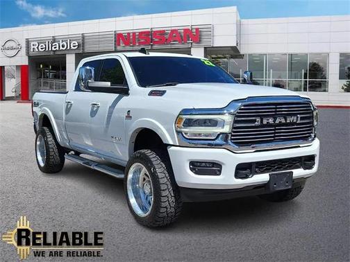 2022 RAM 2500 Laramie Crew Cab 4x4 6'4' Box