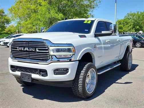 2022 RAM 2500 Laramie Crew Cab 4x4 6'4' Box
