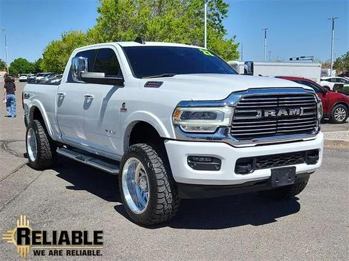 2022 RAM 2500 Laramie Crew Cab 4x4 6'4' Box