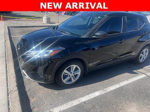 2022 Nissan Kicks S
