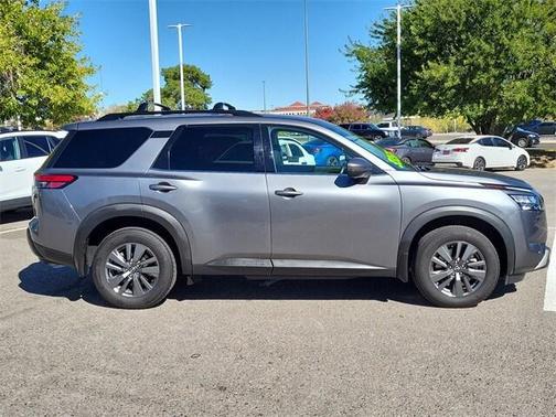 2024 Nissan Pathfinder SV FWD