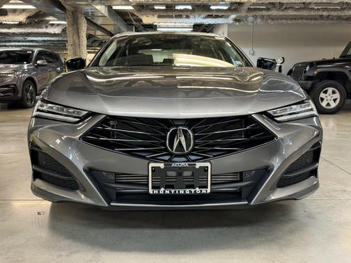 2025 Acura TLX 
