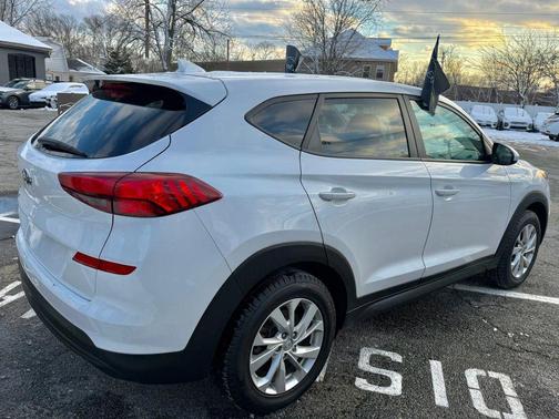 2019 Hyundai TUCSON SE