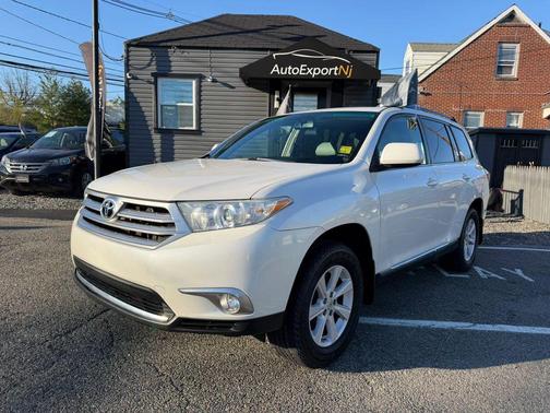 Blizzard Pearl 2012 Toyota Highlander SE