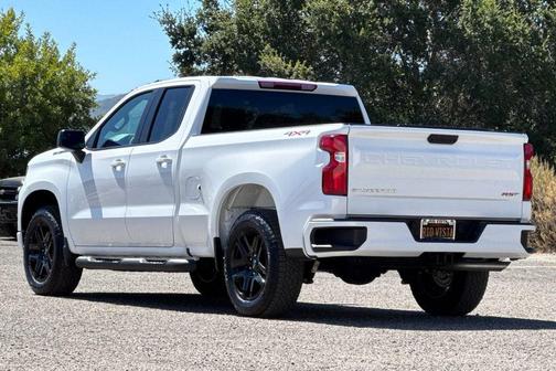 Summit White 2026 Chevrolet Silverado 1500 RST