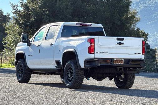 2026 Chevrolet Silverado 2500 Crew Cab, Standard Bed, XR2, 4WD