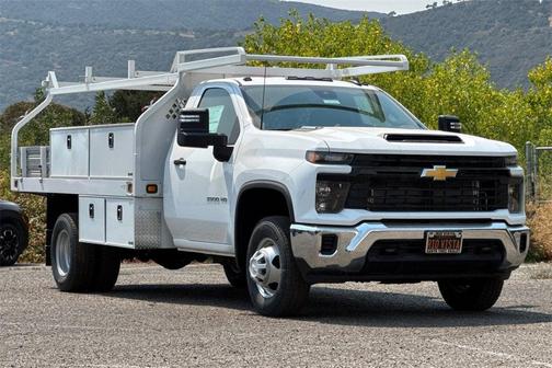 2025 Chevrolet Silverado 3500 WT